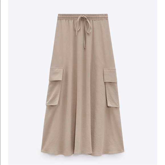 Zara Dresses & Skirts - Tan super soft drawstring Zara Cargo skirt